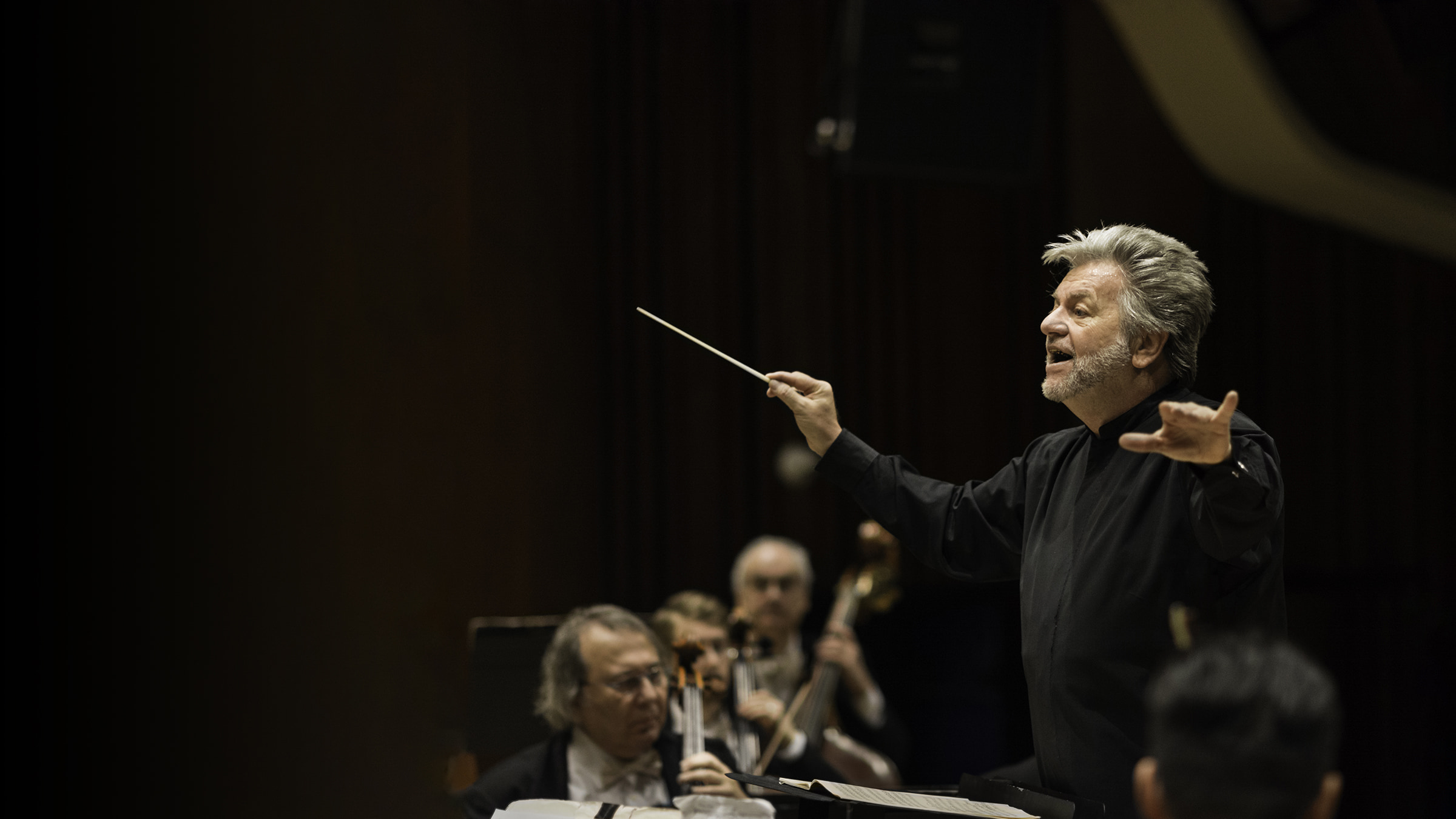Livestream: Bernhard Conducts Beethoven & Mahler